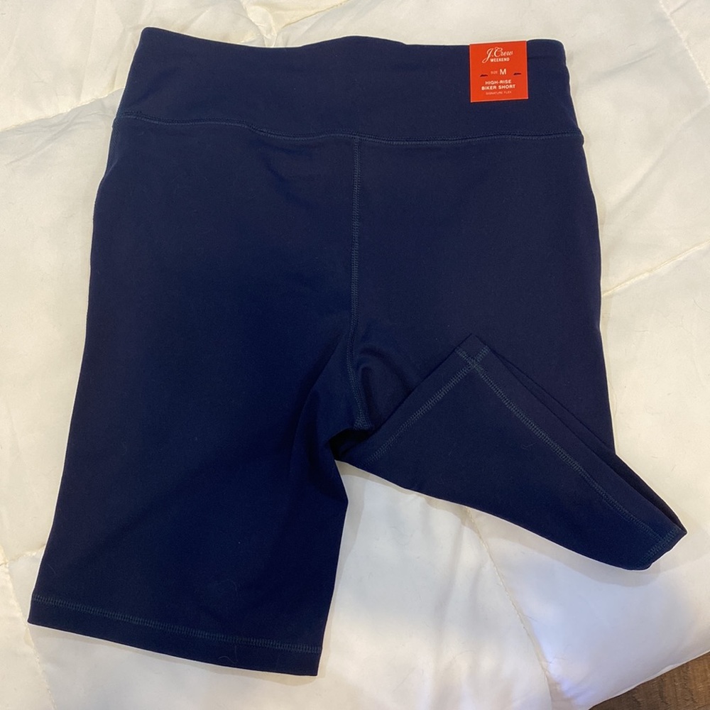 ❤️SOLD❤️ Curtsy J crew High rise biker short - Picture 2 of 3
